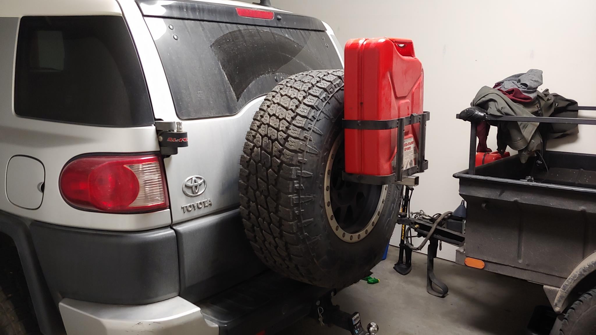 Making My Own Spare Tire Jerry Can Holder Toyota Fj Cruiser Forum