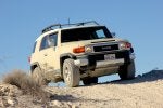Land vehicle Vehicle Car Toyota fj cruiser Off-roading